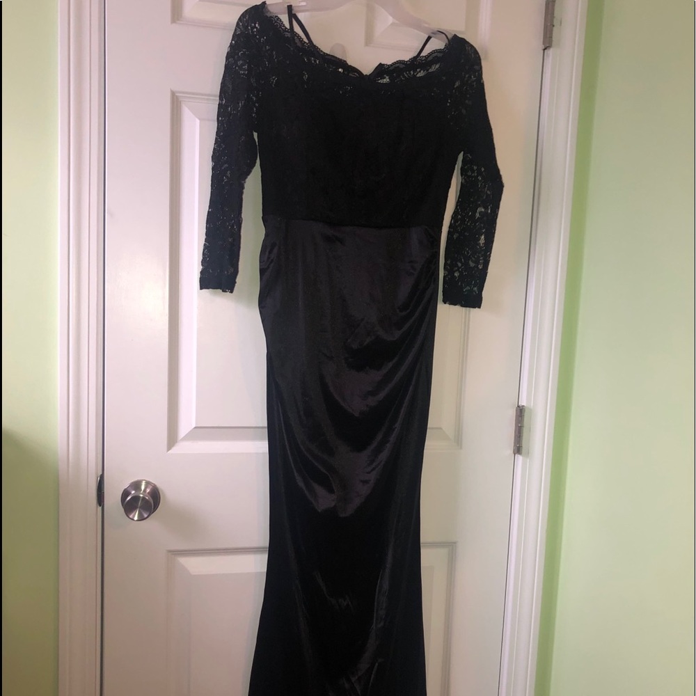 gown with top lace and satin on bottom new